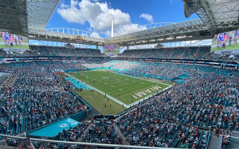 雷丁成英冠,降级第三队,哈镇救火教,Nba篮球即时比分,NBA赛事比分,NBA篮球赛事数据,NBA比赛平台,篮球赛事资讯